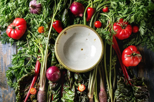 Cenoura roxa com legumes — Fotografia de Stock