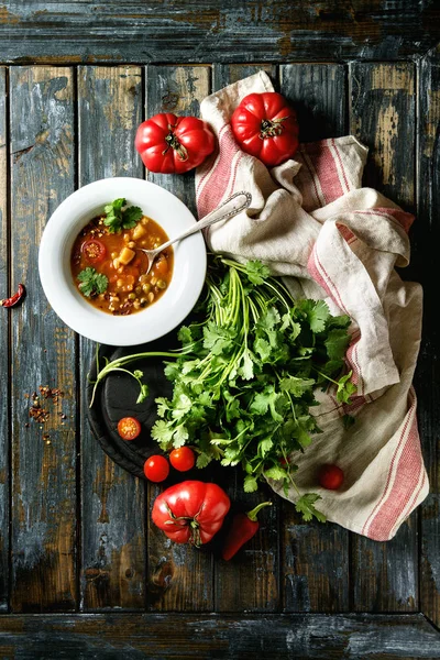 Havuç domates bezelye çorbası