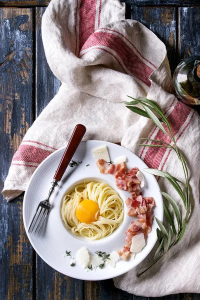 İtalyan makarna carbonara