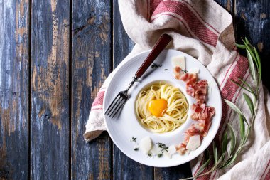 İtalyan makarna carbonara