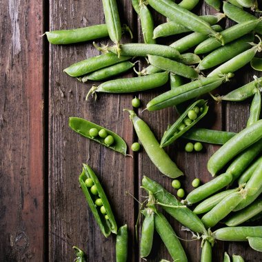 Genç yeşil bezelye