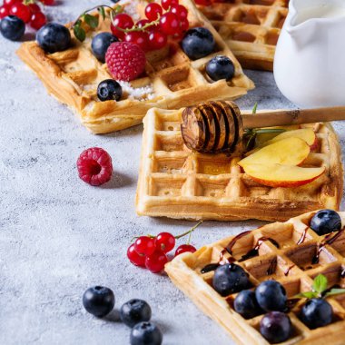 çilek ile Belçika waffle