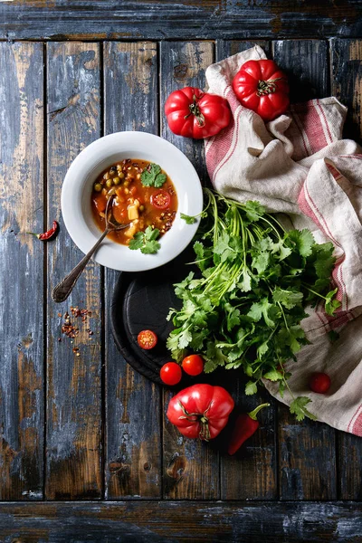 Havuç domates bezelye çorbası