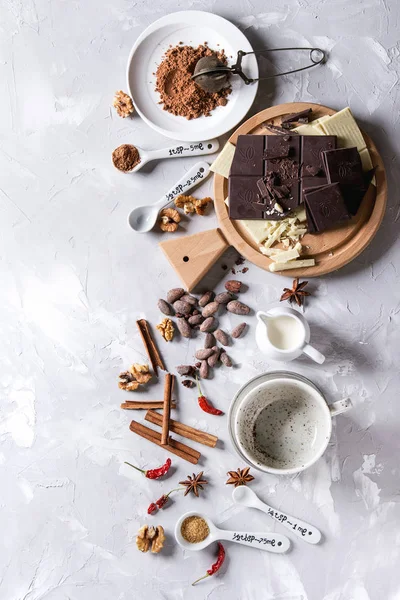 Ingredients for hot chocolate — Stock Photo, Image