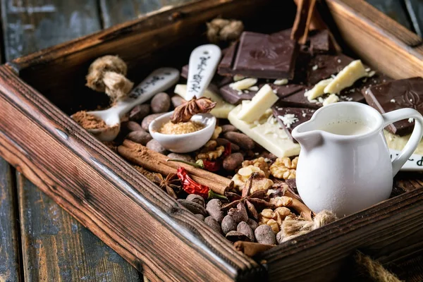 Ingredients for hot chocolate — Stock Photo, Image