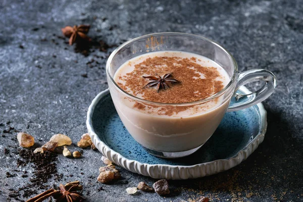 Masala chai malzemelerle