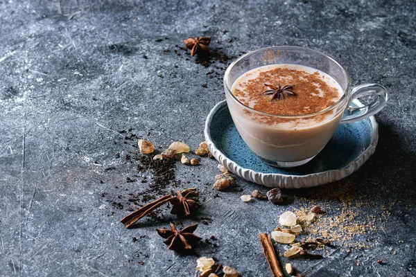 Masala chai malzemelerle