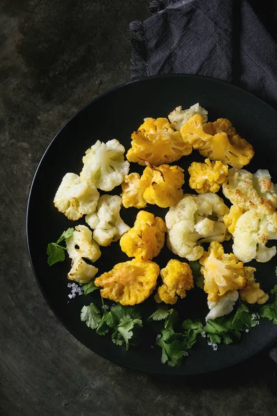 White and yellow cauliflower gratin — Stock Photo, Image