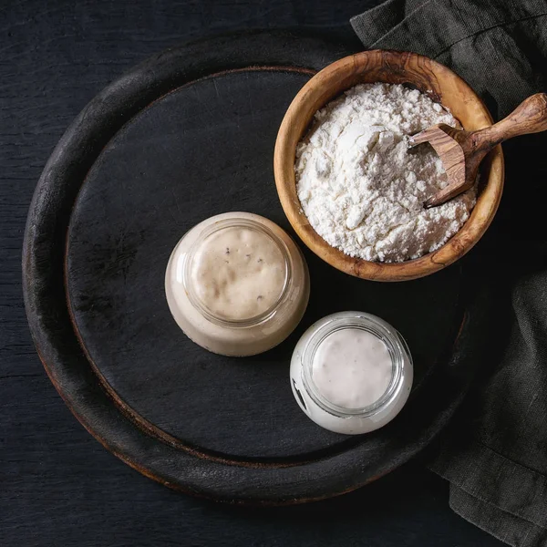 Sourdough for baking bread — Stock Photo, Image