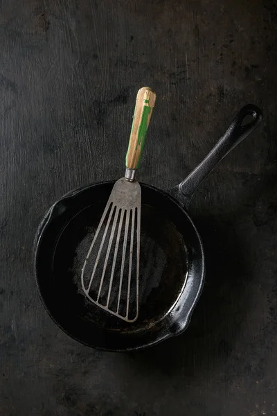 Gietijzeren pan voor pannenkoeken — Stockfoto