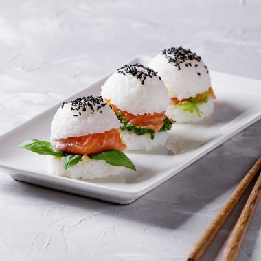 Pirinç suşi Burger