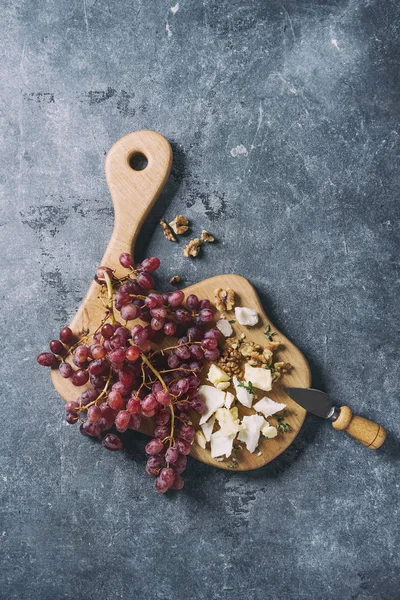 Druiven en kaas — Stockfoto