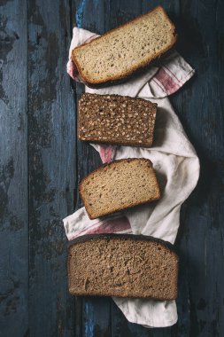 Çavdar ekmeği, çeşitli