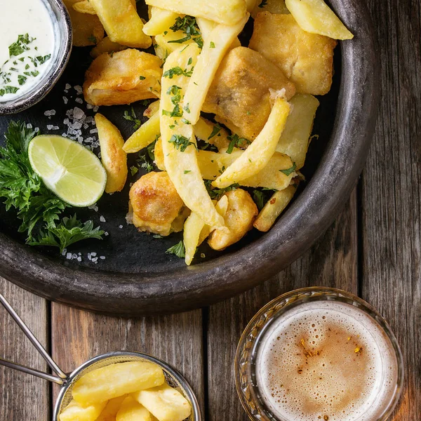 Soslu balık ve patates kızartması