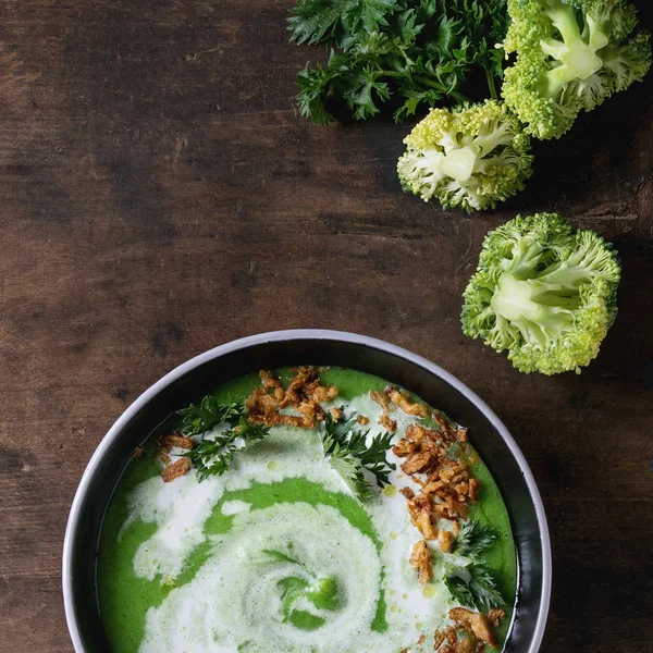 Zupa z brokułów wegetariańskie — Zdjęcie stockowe