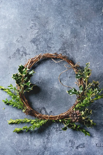 Couronne de Noël faite à la main — Photo