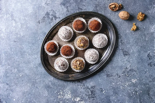 Handmade chocolate truffles — Stock Photo, Image