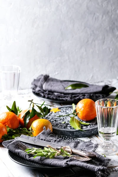 Tabel kerstversiering met clementines — Stockfoto