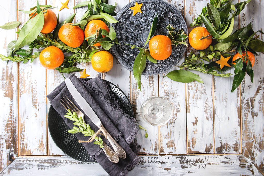 Christmas table decorations with clementines