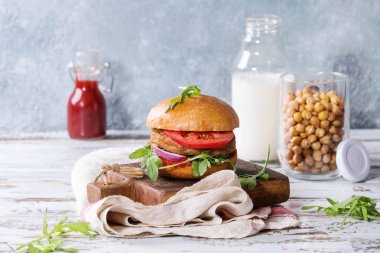 Ev yapımı et burger
