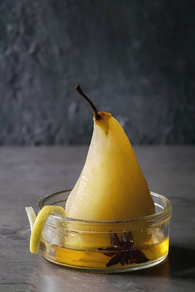 Pear in wine — Stock Photo, Image