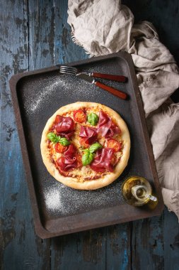 Bresaola pizza