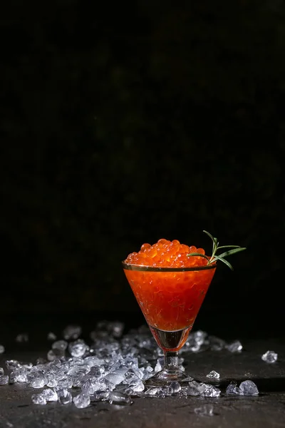 Glass of red caviar — Stock Photo, Image