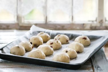 Çiğ çiğ buns