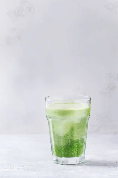 다양 한 녹색 스무디 — 스톡 사진