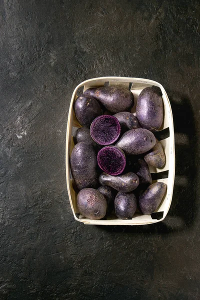 Prunelle de patatas crudas — Foto de Stock