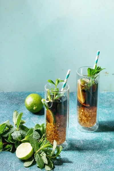 Cuba libre cocktail — Stock Photo, Image