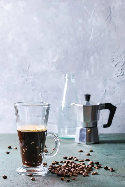 Köpüklü su ile kahve espresso — Stok fotoğraf
