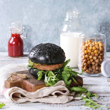 Ev yapımı et burger