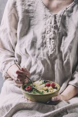 Quinoa salata lahana ile