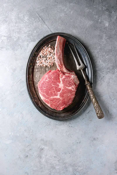 Raw tomahawk steak — Stock Photo, Image
