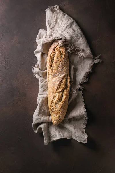 Pão de centeio artesanal — Fotografia de Stock