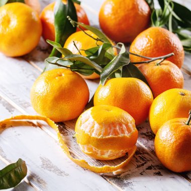 yaprakları ile clementines