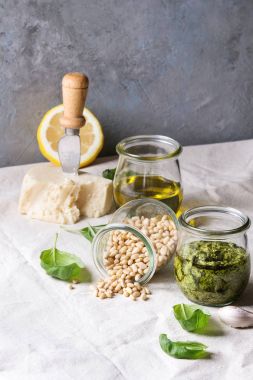 fesleğen pesto sos