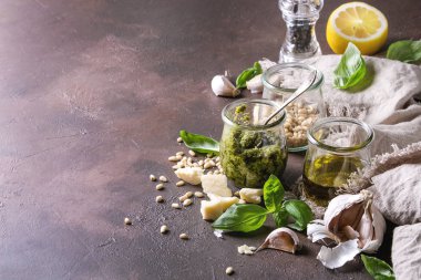 fesleğen pesto sos