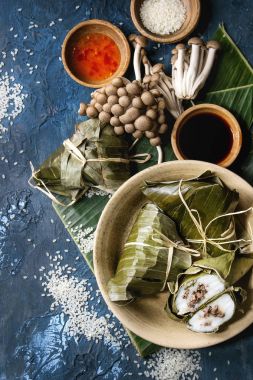 Pirinç piramidal köfte