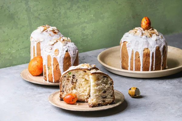 Пасхальний пиріг kulich — стокове фото