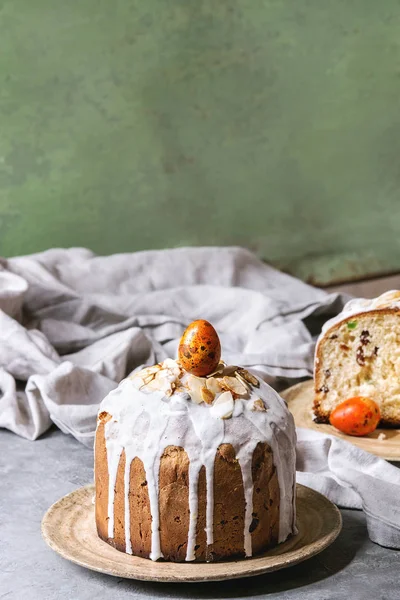 Wielkanocne ciasto kulich — Zdjęcie stockowe