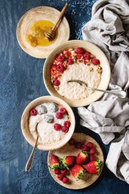 Pirinç porrige çilek ile