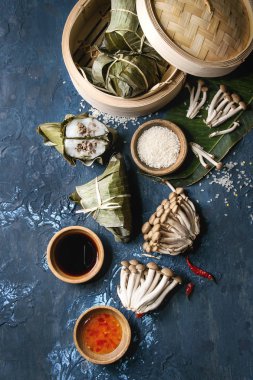 Pirinç piramidal köfte