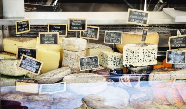 Paris çiftçilere piyasa