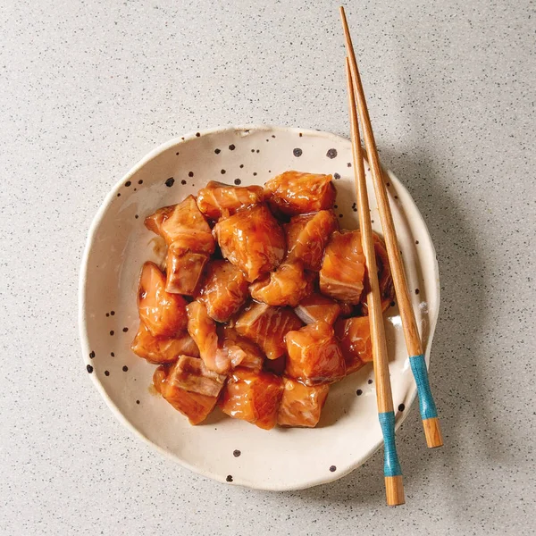 Soy sauce marinated salmon — Stock Photo, Image