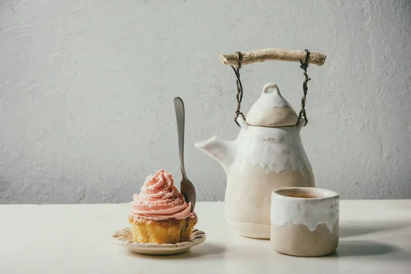 Cupcake buatan sendiri dengan buttercream — Stok Foto