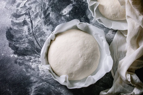 Taze ekmek hamuru — Stok fotoğraf