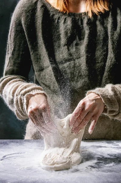 Hogy kenyér tészta — Stock Fotó