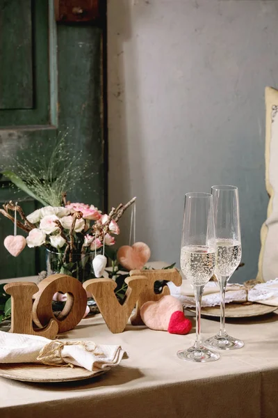 St. Valentines day table setting — Stock Photo, Image